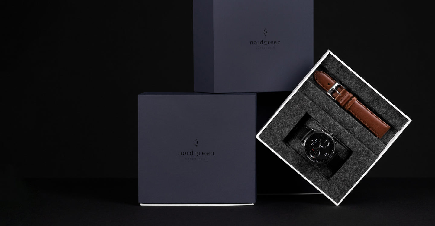 黒い腕時計コレクション。100品以上の黒い時計のまとめページ by