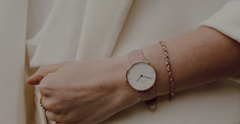 ピンクレザーベルトの腕時計コレクション。ピンクメッシュ、イタリアンレザーまたはピンクゴールドステンレス鋼の腕時計。Nordgreen日本公式サイト。