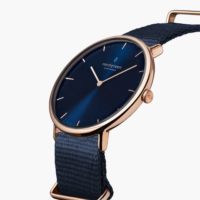 ナイロンベルトの腕時計 - 北欧デザインブランドのNordgreen