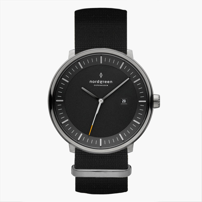 Nordgreen公式】おしゃれな黒文字盤メンズ腕時計